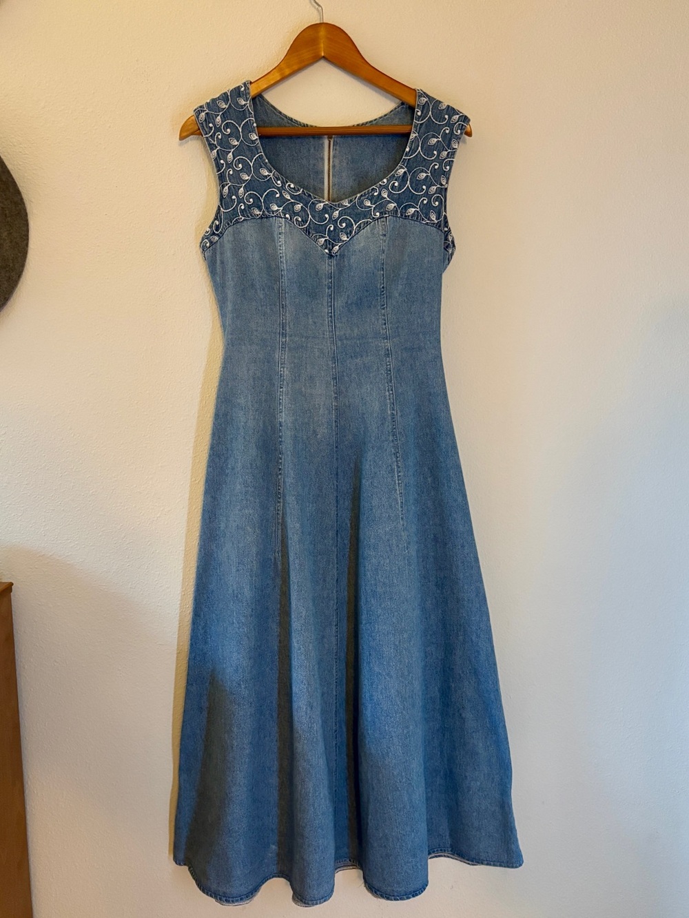 Vintage 90s Denim Midi Dress Embroidered Western Prairie Jean Cowgirl Size 4-6 - Picture 6 of 16